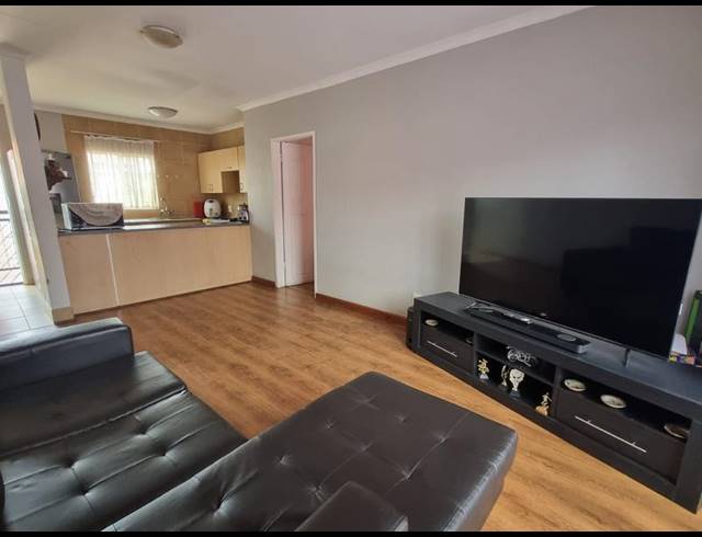 1 BEDROOM APARTMENT FOR SALE IN NEWMARK ESTATE